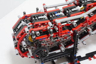 018_MotorizedEscalator2_08.jpg 018_MotorizedEscalator2_08.jpg