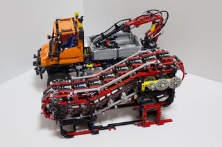 018_MotorizedEscalator2_09.jpg 018_MotorizedEscalator2_09.jpg