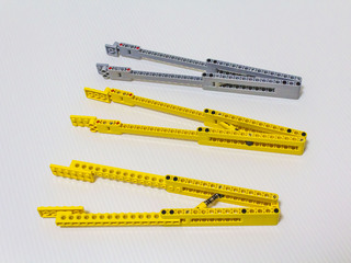 GBC_Tongs_02.jpg GBC_Tongs_02.jpg